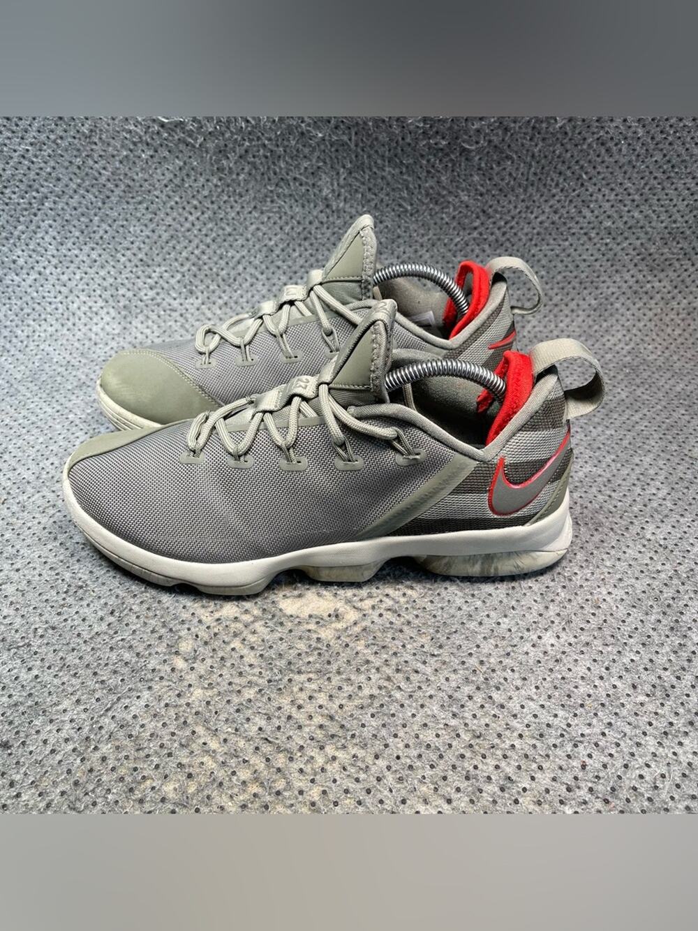 Nike Lebron 14 Low Olive Green Basketball Shoes Size 9 Men’s